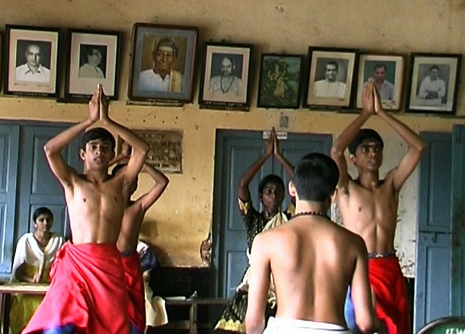 Unnayi Warrier Smaraka Kalanilayam, Irinjalakuda.